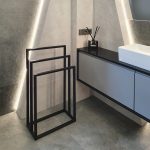 Porte serviette sur pied triple S – Image 2